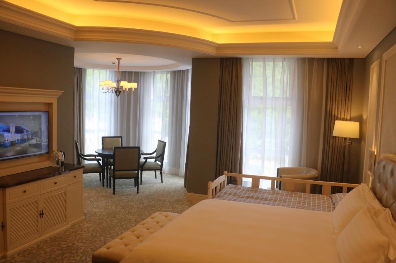 Yinrun Jinjiang Castle Hotel Anji Exterior photo